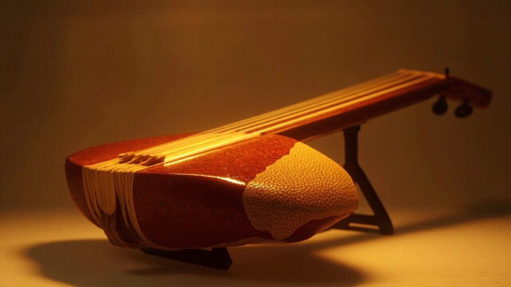 Quel est le nom d'un instrument à trois cordes ?