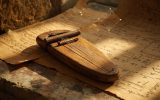 Les origines mathématiques et historiques des sept notes de musique