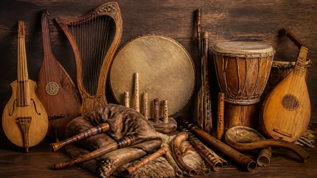 Instruments of the Middle Ages: strings, winds and percussion
